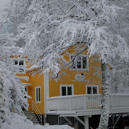 Hotel&Pensionat Björkelund Stenbrohult  Bagian luar foto