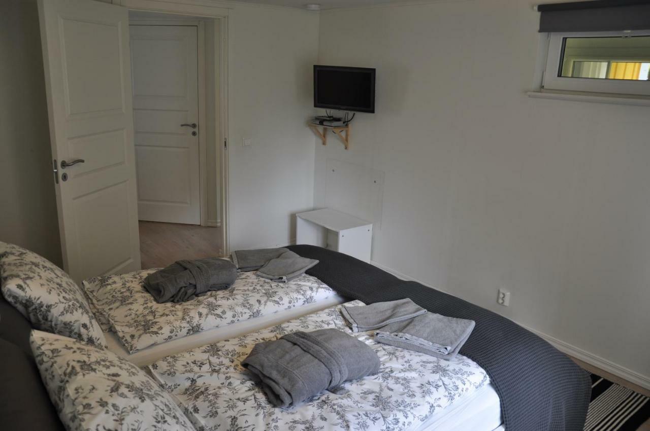 Hotel&Pensionat Björkelund Stenbrohult  Bagian luar foto